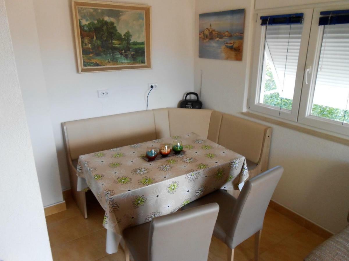 Gogi Apartman Donji Okrug  Εξωτερικό φωτογραφία